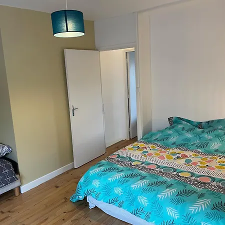 Maisonnette 2 Avec Cour